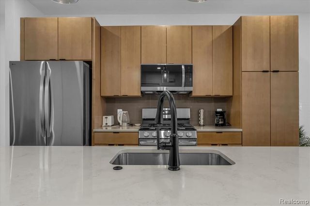 7536 Churchill Street, Detroit, MI 48206