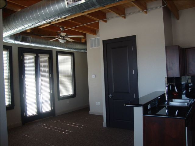 928 lipscomb Street 200, Fort Worth, TX 76104