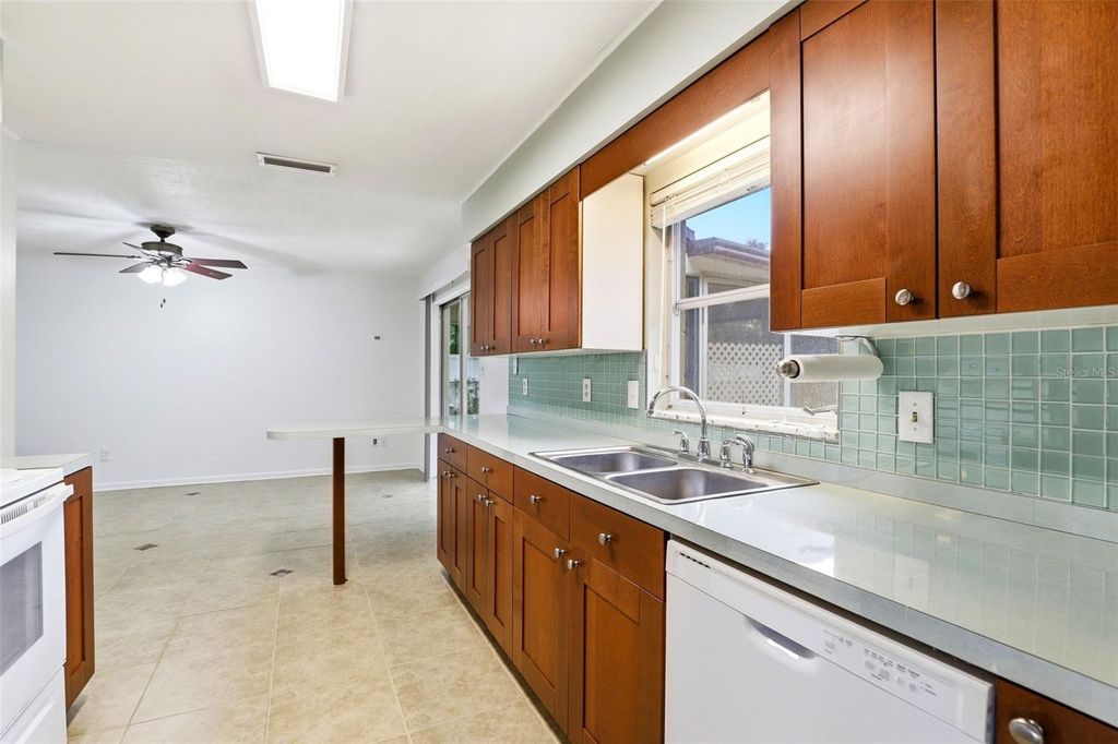 Image 16 of property listing at 3324 BALSAM DRIVE, Winter Park, FL 32792