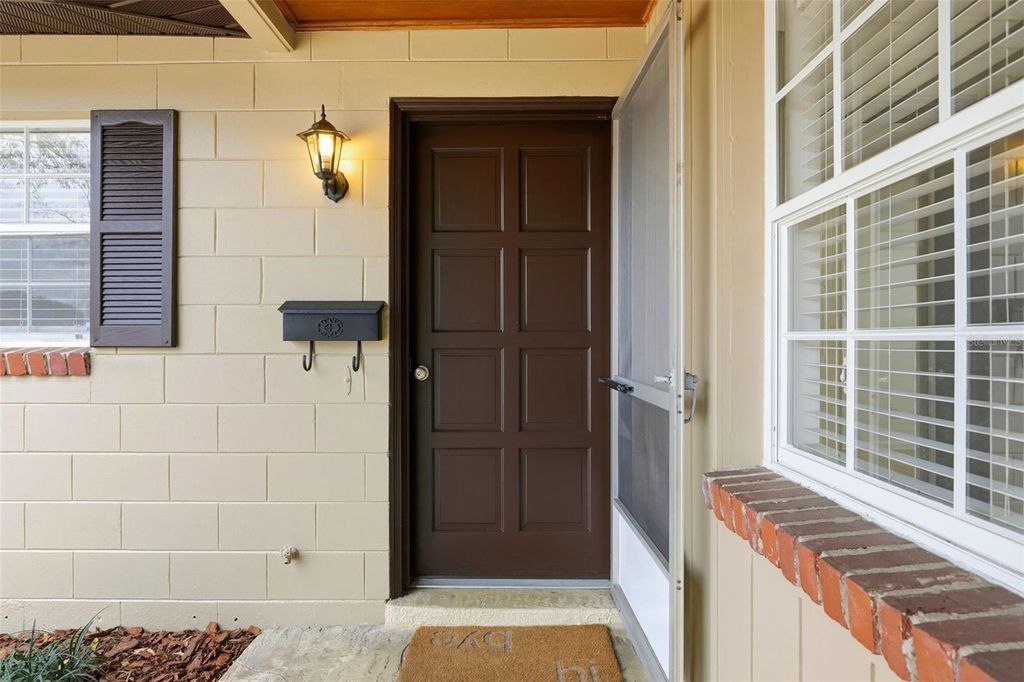 Image 3 of property listing at 3324 BALSAM DRIVE, Winter Park, FL 32792