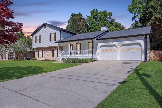 4805 Brandon Acres Lane, Buford, GA 30519
