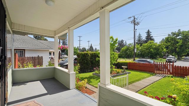 3808 N Washington St, Spokane, WA 99208