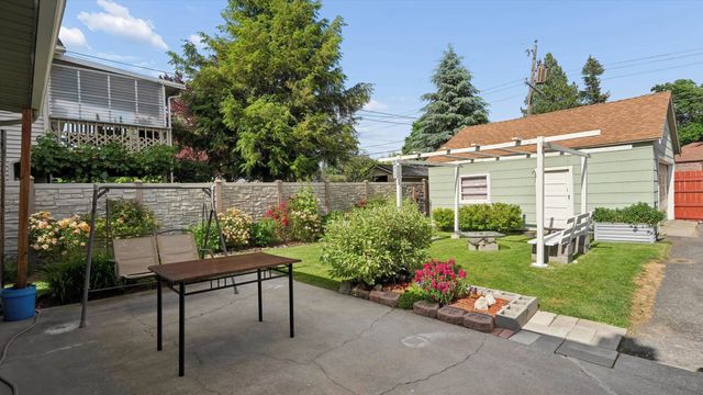 3808 N Washington St, Spokane, WA 99208