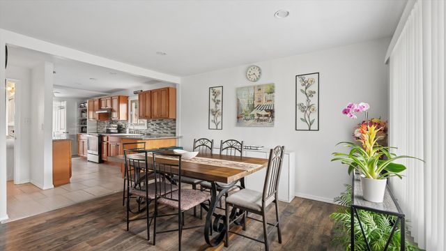 3808 N Washington St, Spokane, WA 99208