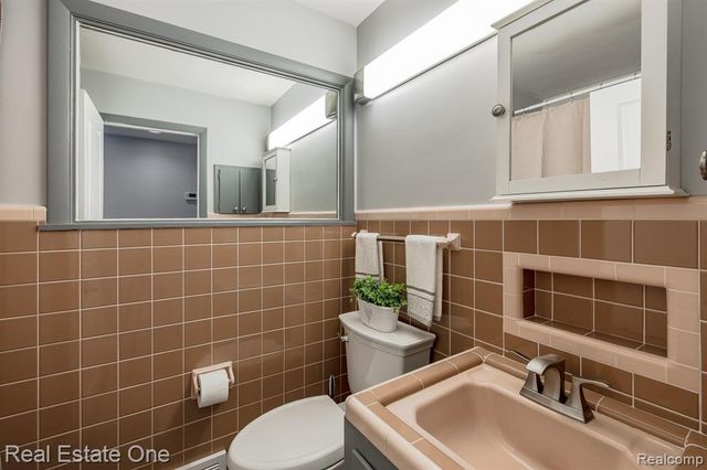 475 S Coats Road, Oxford, MI 48371