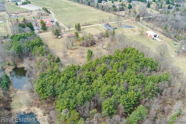 475 S Coats Road, Oxford, MI 48371