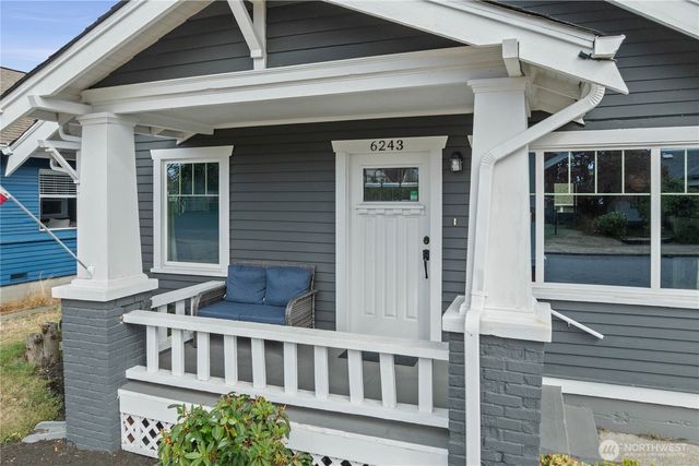 6243 S Warner Street, Tacoma, WA 98409