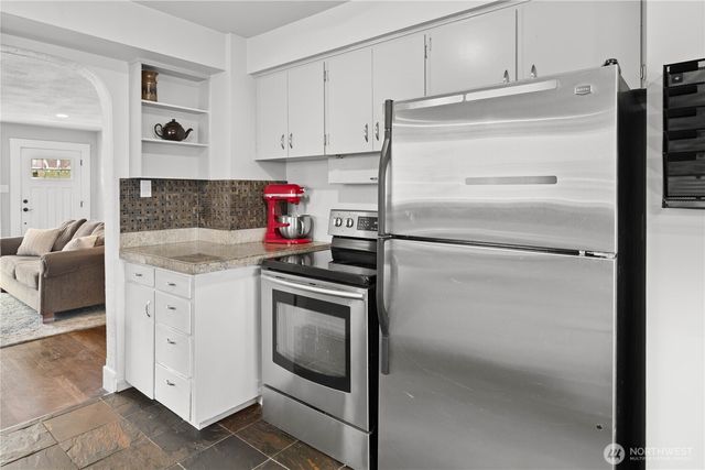 6243 S Warner Street, Tacoma, WA 98409