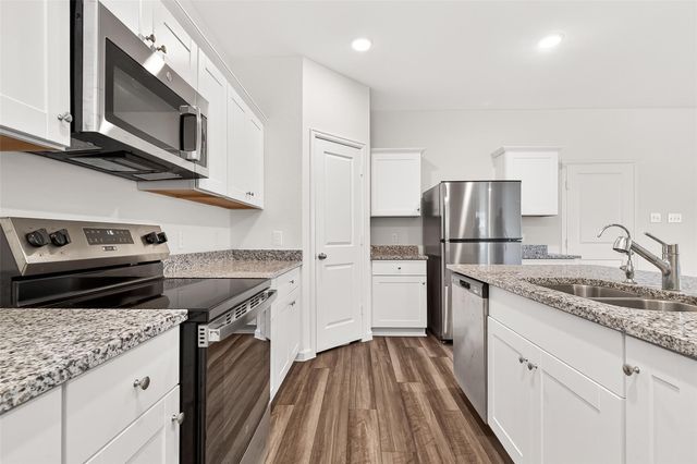 423 Dalloway Street, Conroe, TX 77316