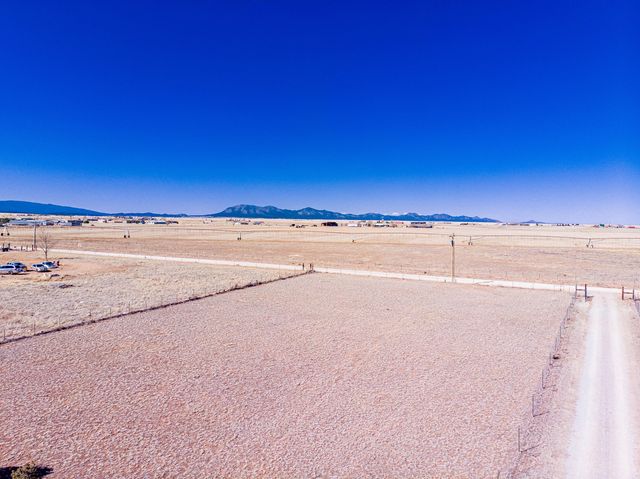 300 THOMPSON, Moriarty, NM 87035