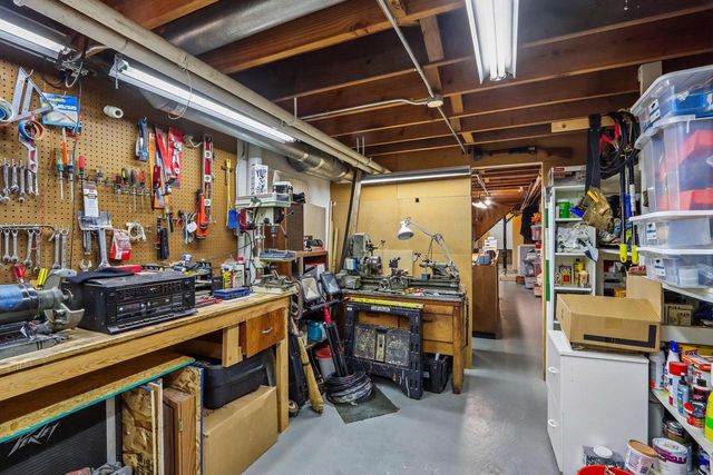 424 Hartwood LANE, Hartland, WI 53029