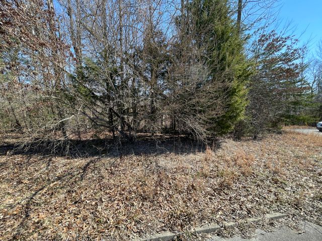 745 Water Cliff Drive, Somerset, KY 42503