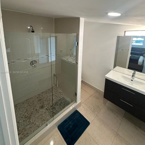 17650 NE 19th Avenue, North Miami Beach, FL 33162