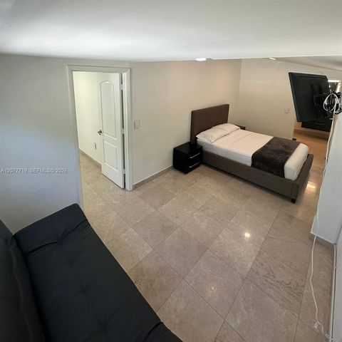 17650 NE 19th Avenue, North Miami Beach, FL 33162