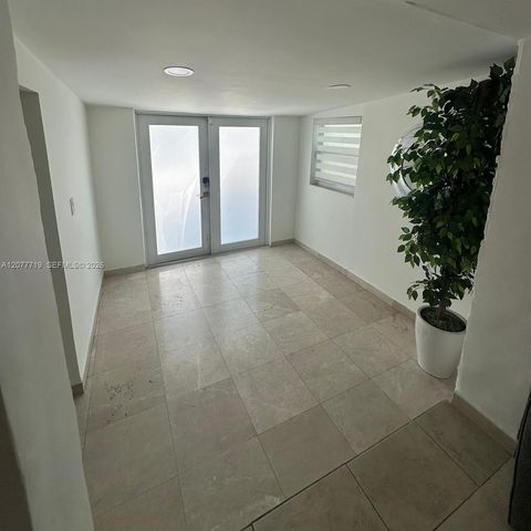 17650 NE 19th Avenue, North Miami Beach, FL 33162