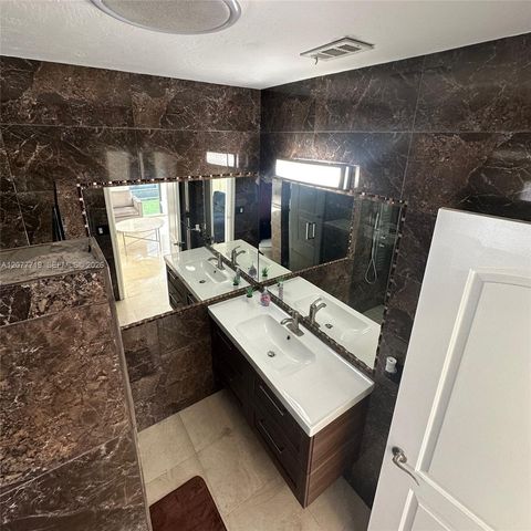 17650 NE 19th Avenue, North Miami Beach, FL 33162