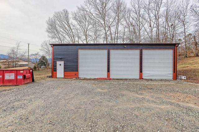 25 Grizzle Drive, Blairsville, GA 30512