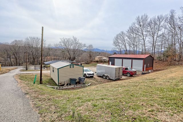 25 Grizzle Drive, Blairsville, GA 30512