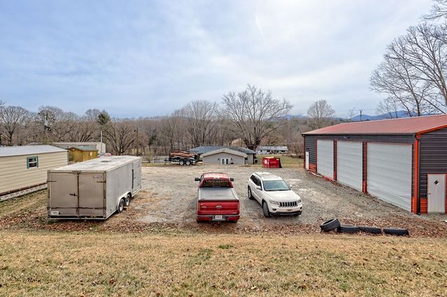 25 Grizzle Drive, Blairsville, GA 30512