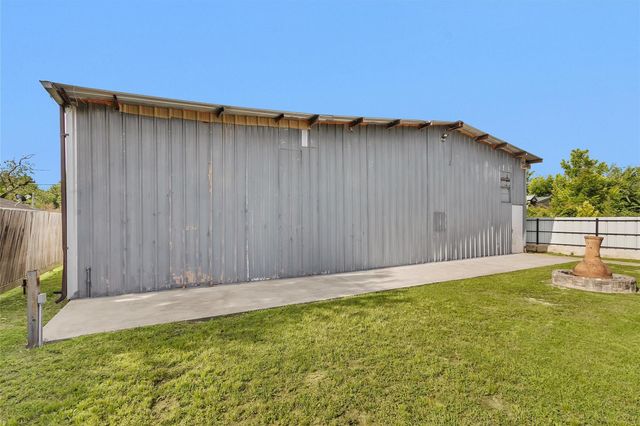 207 Aldine Mail Route Road, Houston, TX 77037