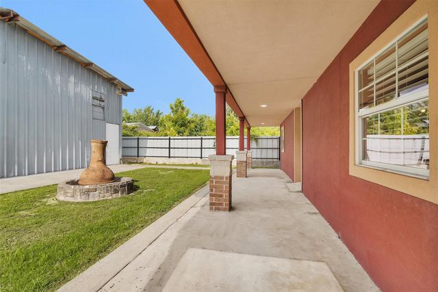207 Aldine Mail Route Road, Houston, TX 77037