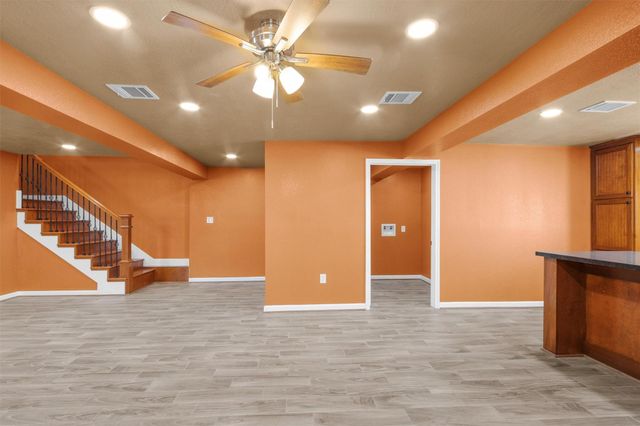 207 Aldine Mail Route Road, Houston, TX 77037