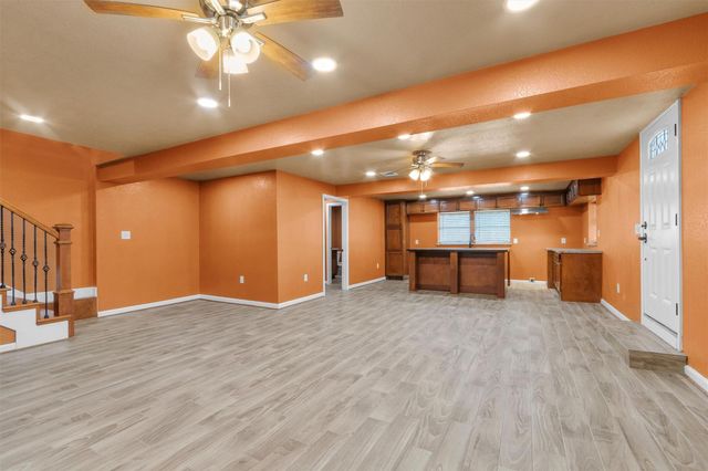 207 Aldine Mail Route Road, Houston, TX 77037