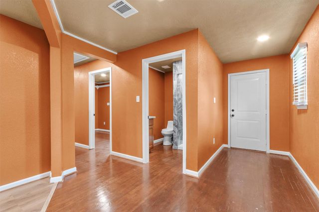 207 Aldine Mail Route Road, Houston, TX 77037