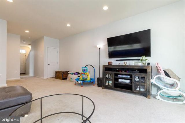 316 ROLLING VALLEY DR, Fredericksburg, VA 22405