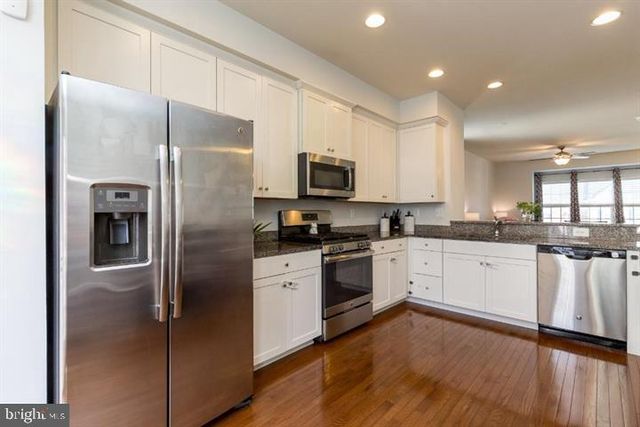 316 ROLLING VALLEY DR, Fredericksburg, VA 22405