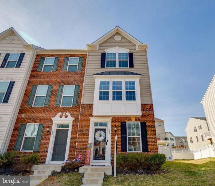 316 ROLLING VALLEY DR, Fredericksburg, VA 22405