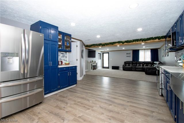 1320 Lake Drive, Ashland, OH 44805