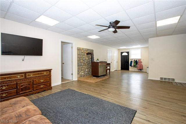 1320 Lake Drive, Ashland, OH 44805