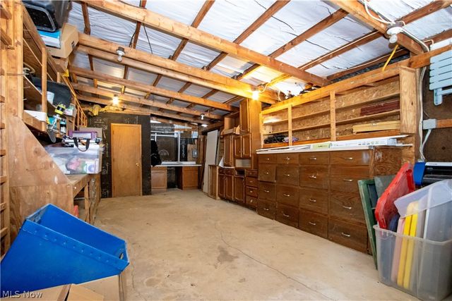 1320 Lake Drive, Ashland, OH 44805