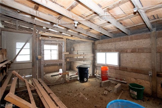 1320 Lake Drive, Ashland, OH 44805