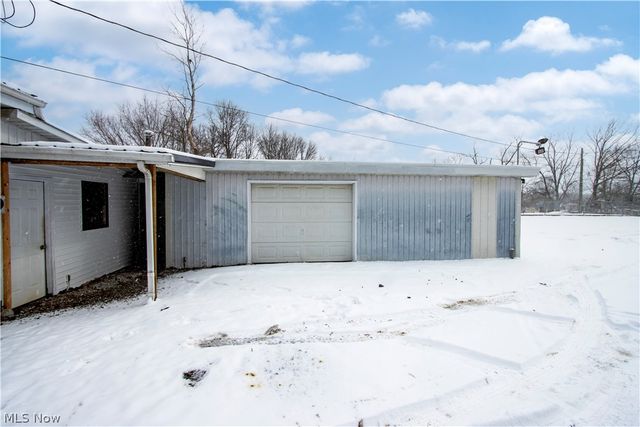 1320 Lake Drive, Ashland, OH 44805