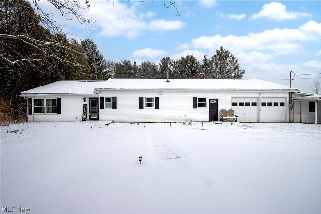 1320 Lake Drive, Ashland, OH 44805