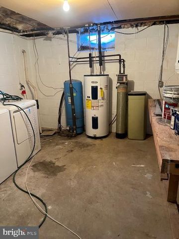 2368 WALNUT BOTTOM ROAD, Carlisle, PA 17015