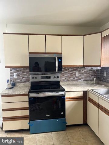 2368 WALNUT BOTTOM ROAD, Carlisle, PA 17015