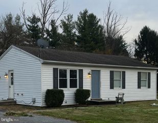 2368 WALNUT BOTTOM ROAD, Carlisle, PA 17015