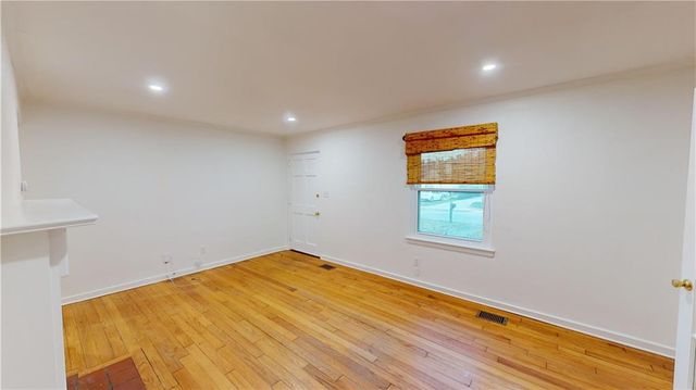 11 Princess Anne Road, Mobile, AL 36608