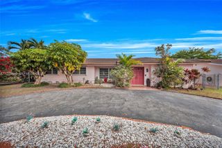 521 SW 99th Ave, Miami, FL 33174