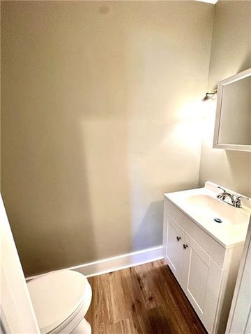 219 E Hillcrest Ave, New Castle, PA 16105