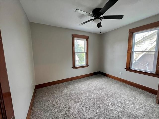 219 E Hillcrest Ave, New Castle, PA 16105