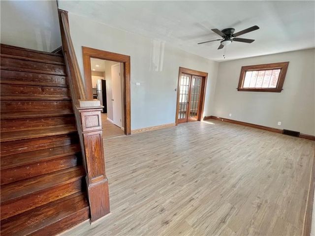 219 E Hillcrest Ave, New Castle, PA 16105