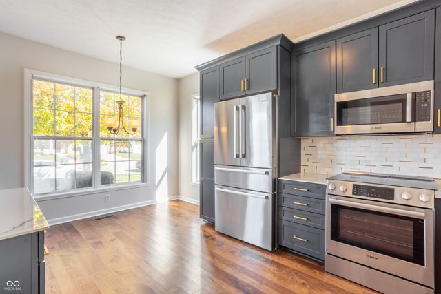 10384 Glenn Abbey Lane, Fishers, IN 46037