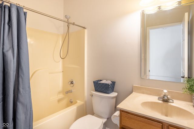 10384 Glenn Abbey Lane, Fishers, IN 46037