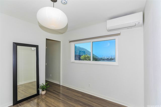 3305 E Manoa Road, Honolulu, HI 96822