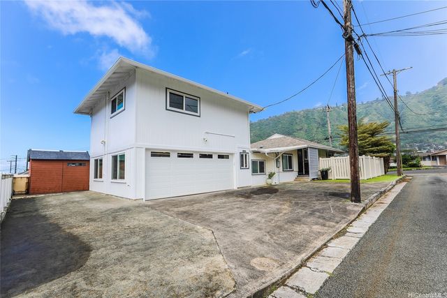 3305 E Manoa Road, Honolulu, HI 96822