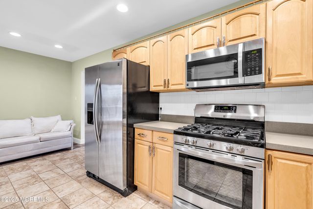 834 E Hickory Drive, Lanoka Harbor, NJ 08734